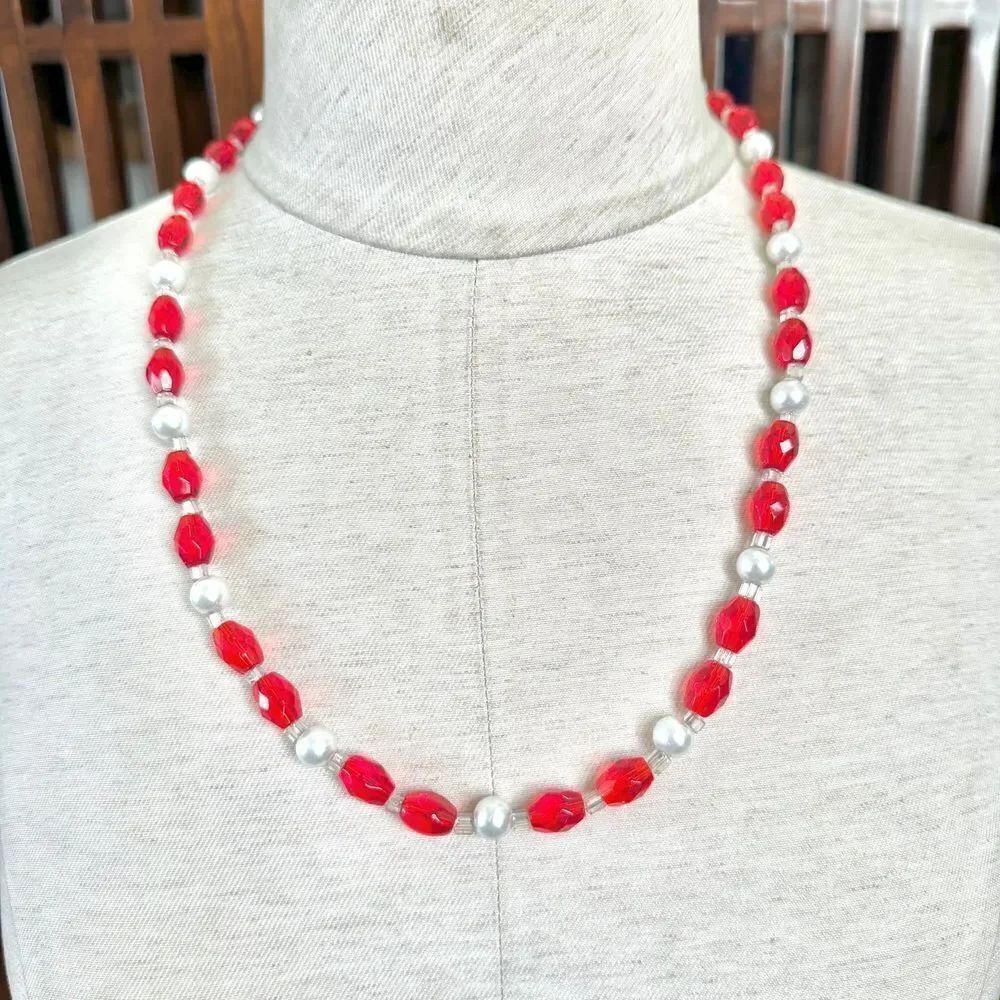 Faux pearl  and red beaded necklace